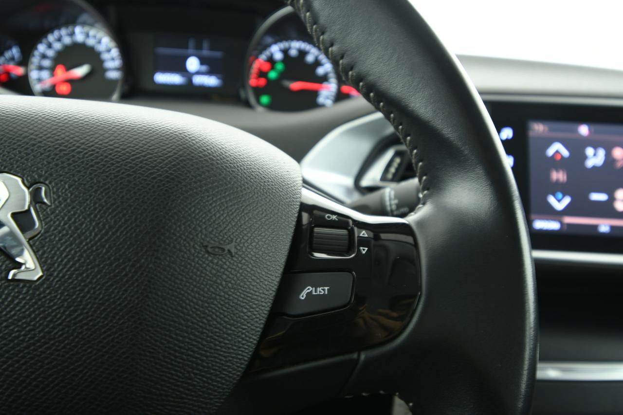 PEUGEOT 308 SW 1.2 puretech t Allure s&s 130cv CAMERA+NEOPATENTATI