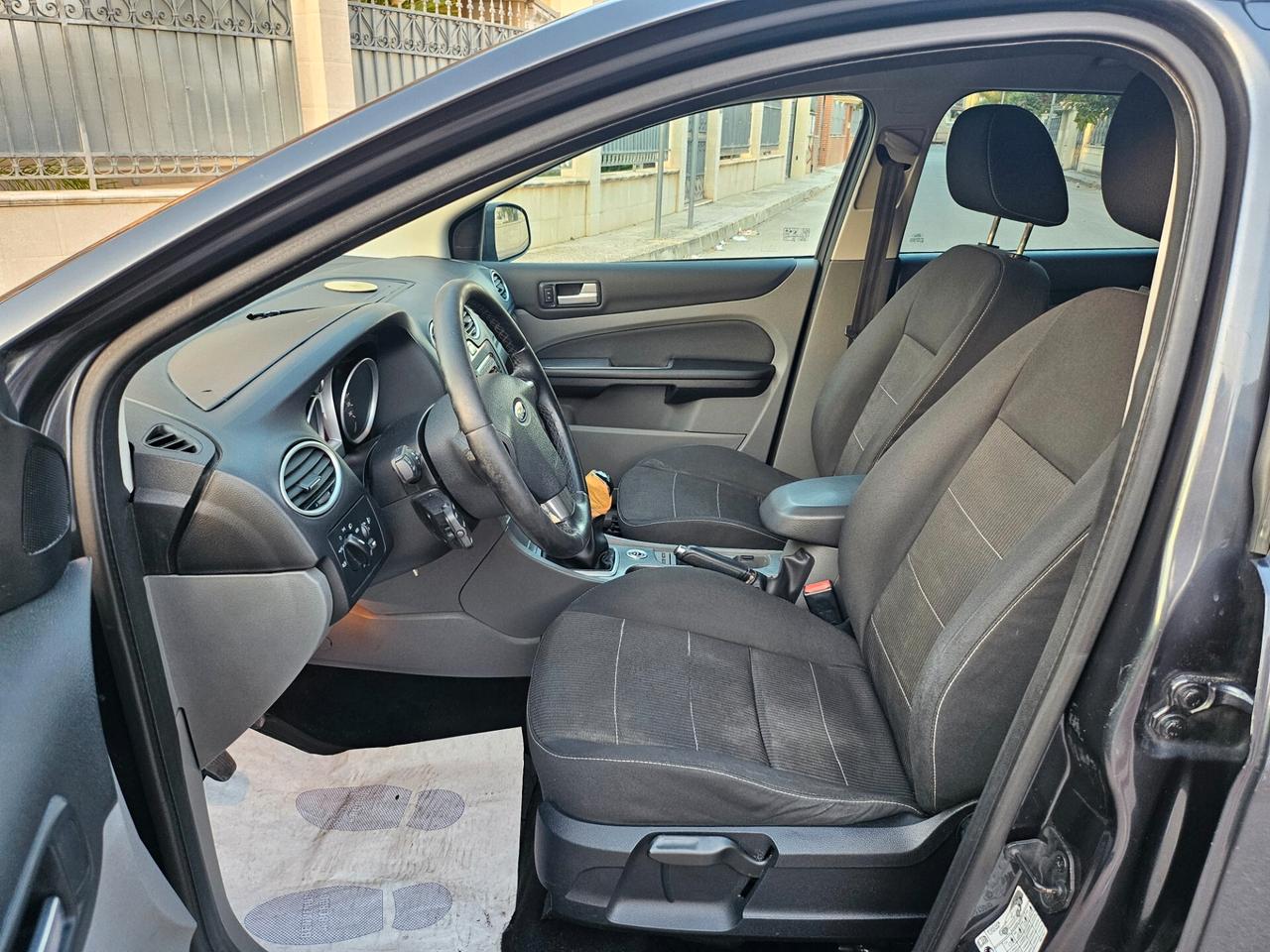 Ford Focus sw 1.6 Tdci 110cv Titanium