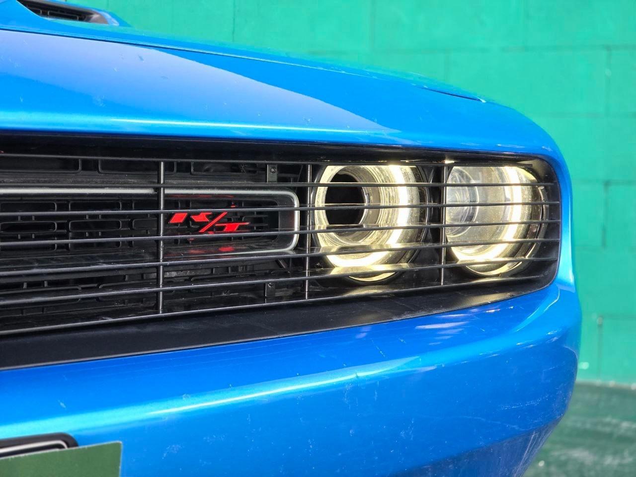 Dodge Challenger 5.7 HEMI V8 *IVA ESPOSTA