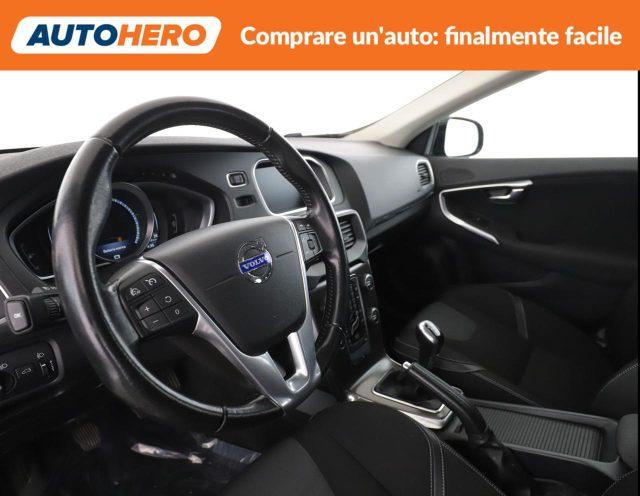 VOLVO V40 D2 1.6 Momentum