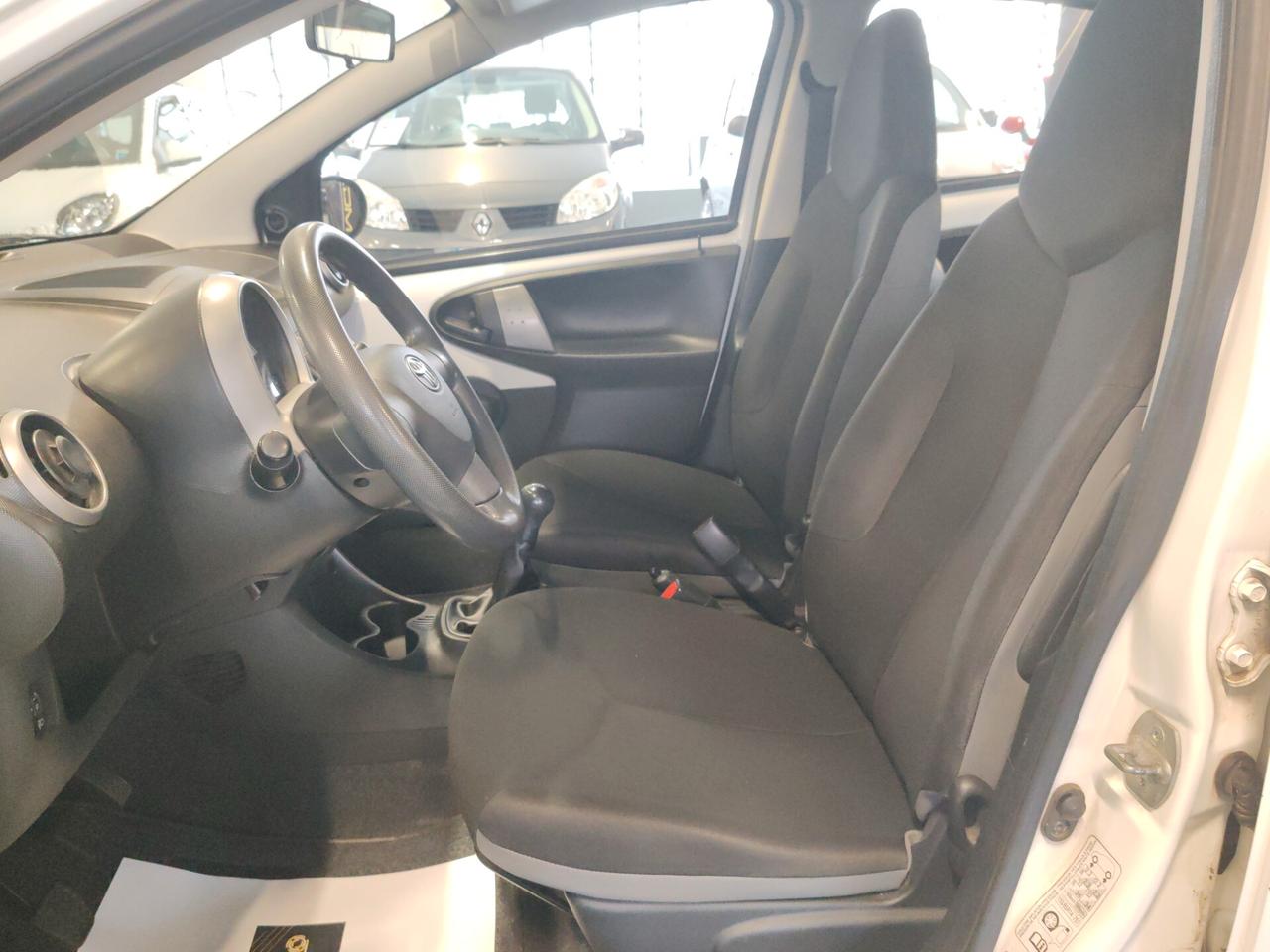 Toyota Aygo 1.0 12V VVT-i 5 porte Active