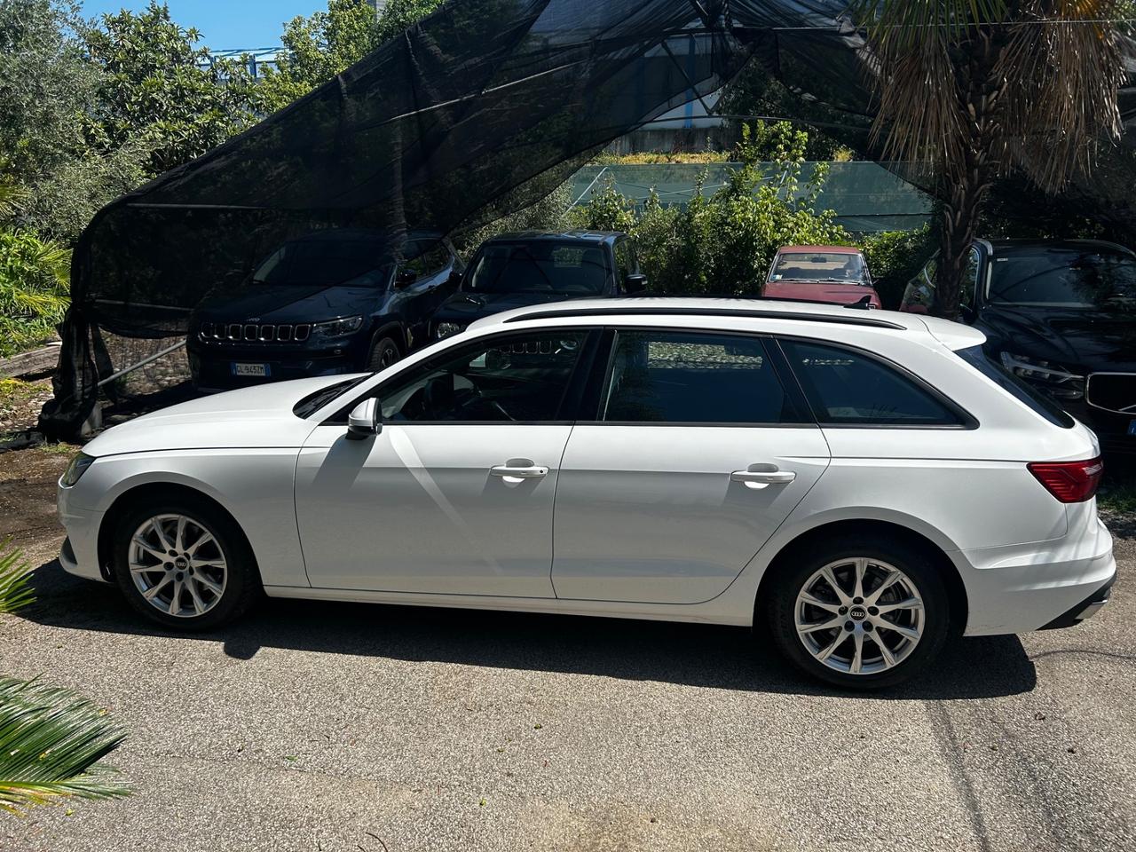 Audi A4 Avant 35 TDI/163 CV S tronic Business Advanced