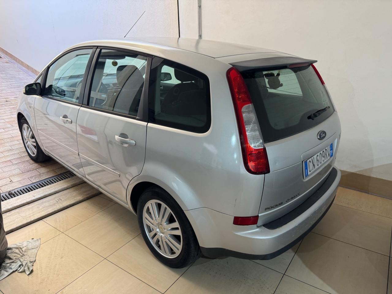 Ford Focus C-Max 1.6 TDCi (110CV)
