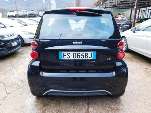 Smart ForTwo 800 40 kW coupé passion cdi