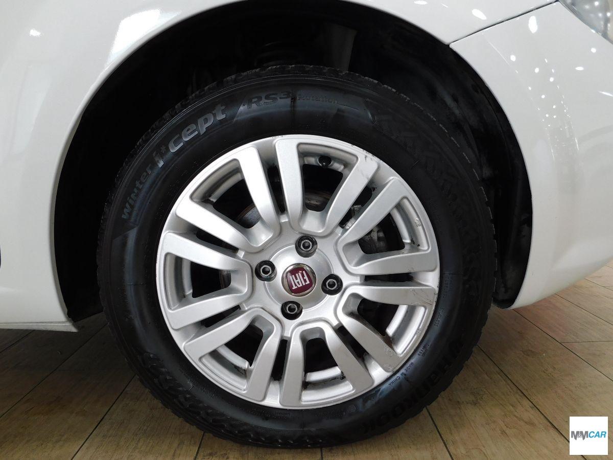 FIAT - Punto - 1.2 8V 5p. Lounge