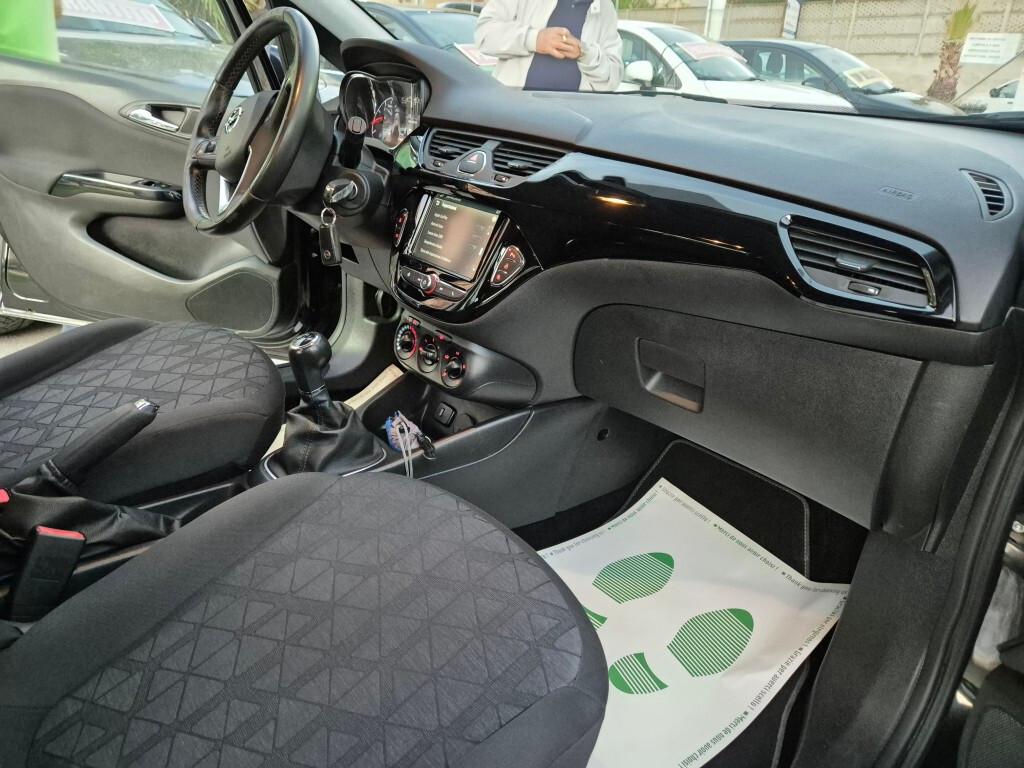 Opel Corsa 1.4 90CV GPL Tech 5 porte Black Edition