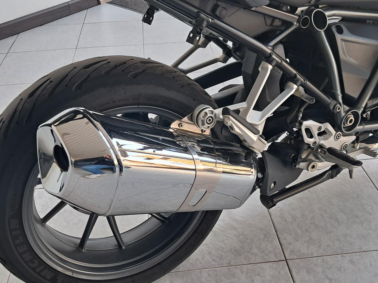 Bmw R 1250 R TRIPLE BLACK