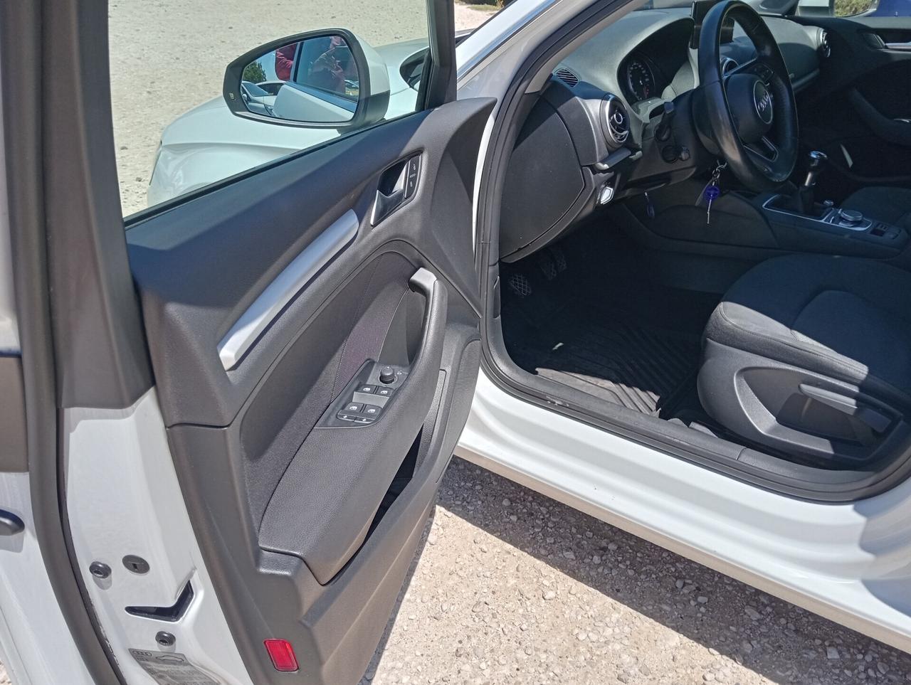 Audi A3 1.6 TDI clean diesel Business