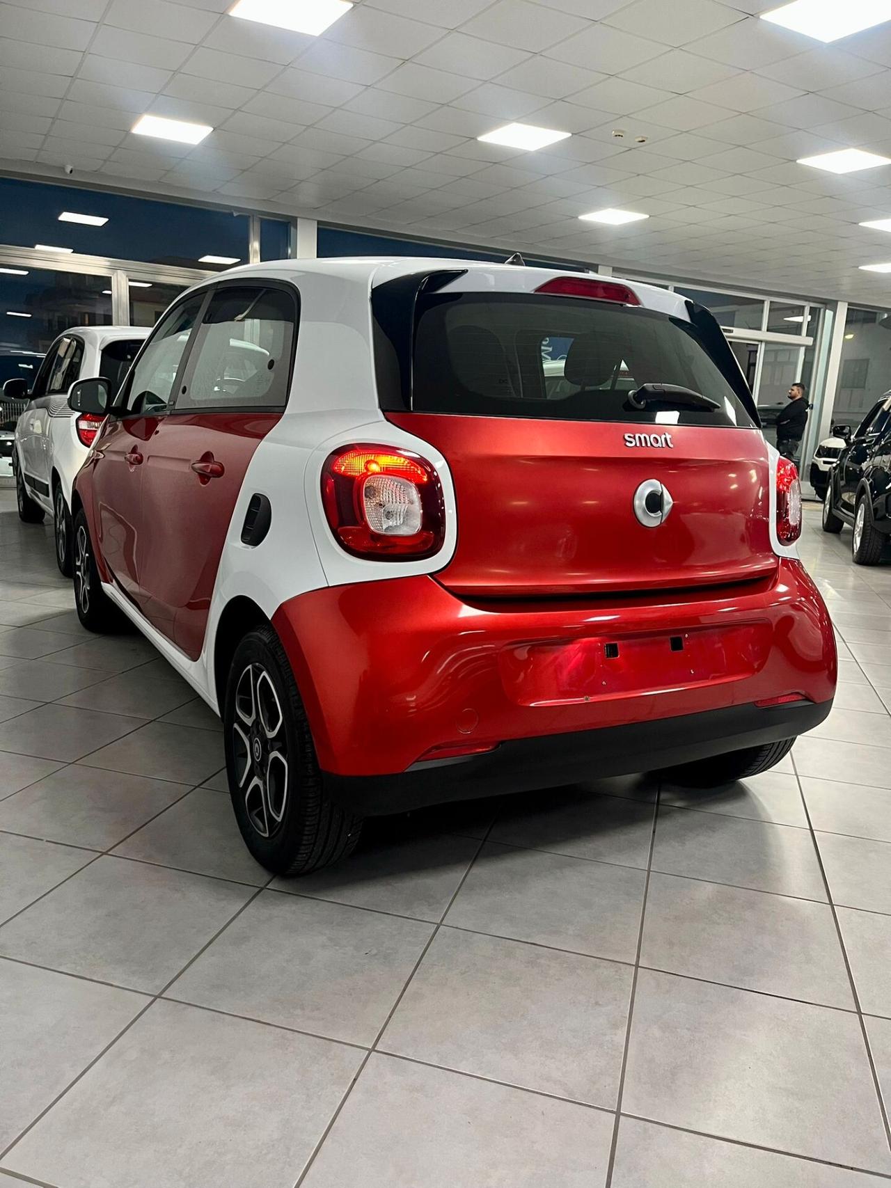 Smart ForFour 70 1.0 Passion