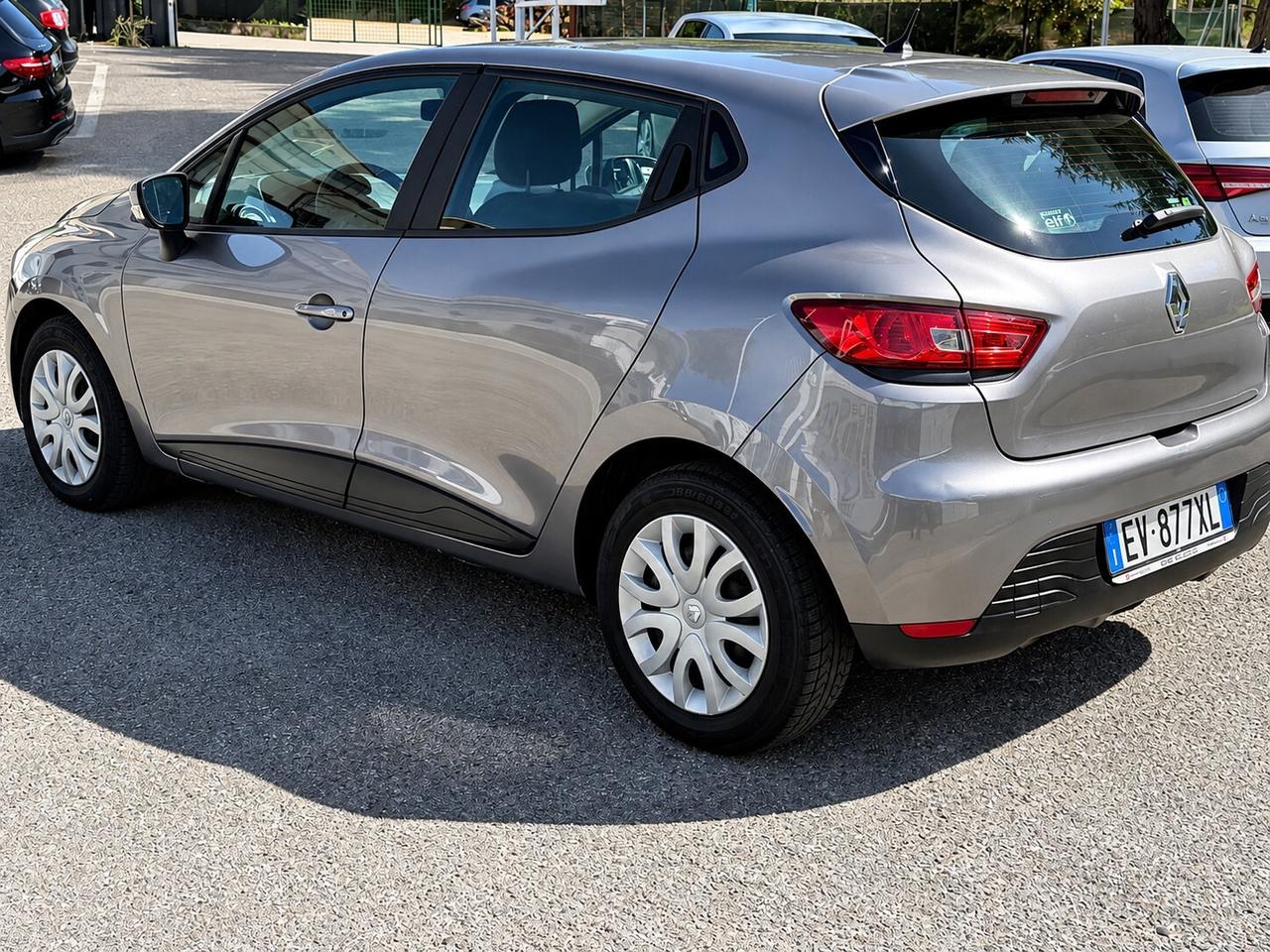 Renault Clio 1.5 dCi 8V 75CV 5 porte Costume National