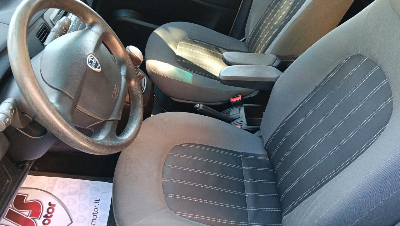 LANCIA MUSA 1.4 B/GPL C. MADRE -2012