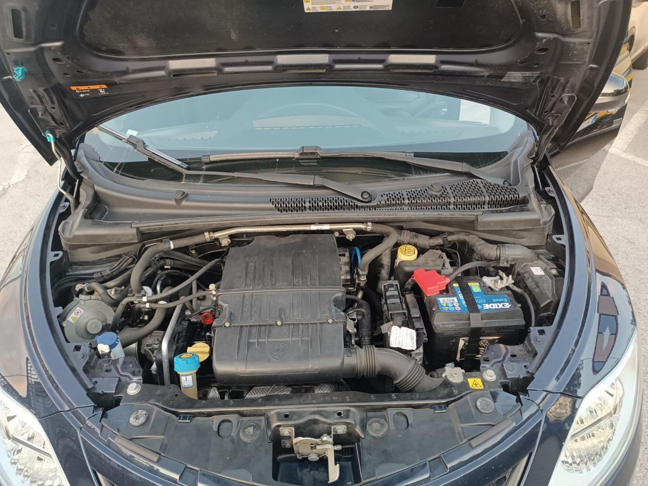 LANCIA Ypsilon 1.2 69 CV 5 porte GPL Ecochic Gold