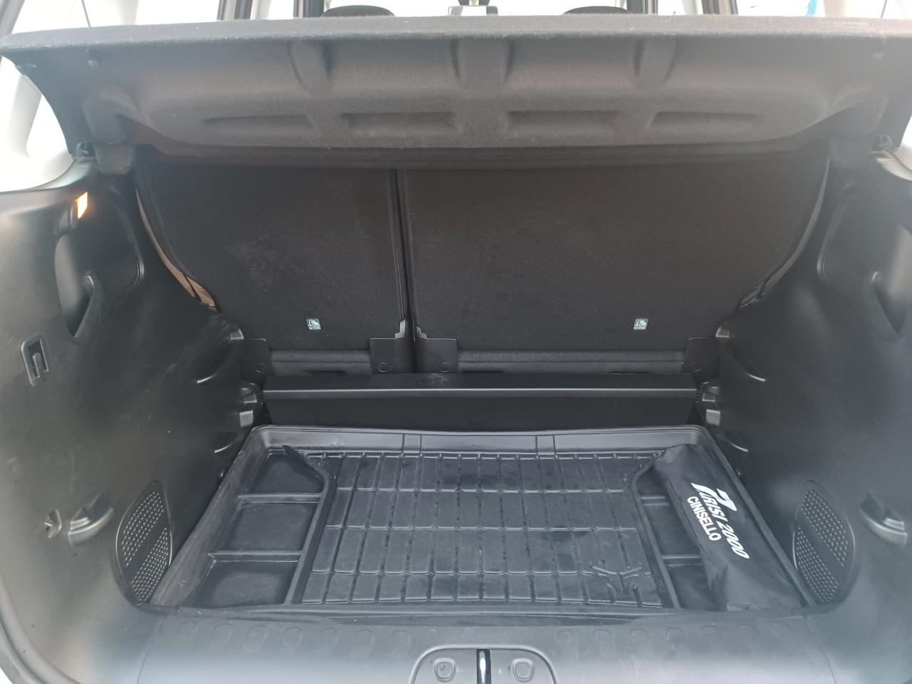 Fiat 500L 1.4 95 CV Lounge SOLO 49000 KM!!!