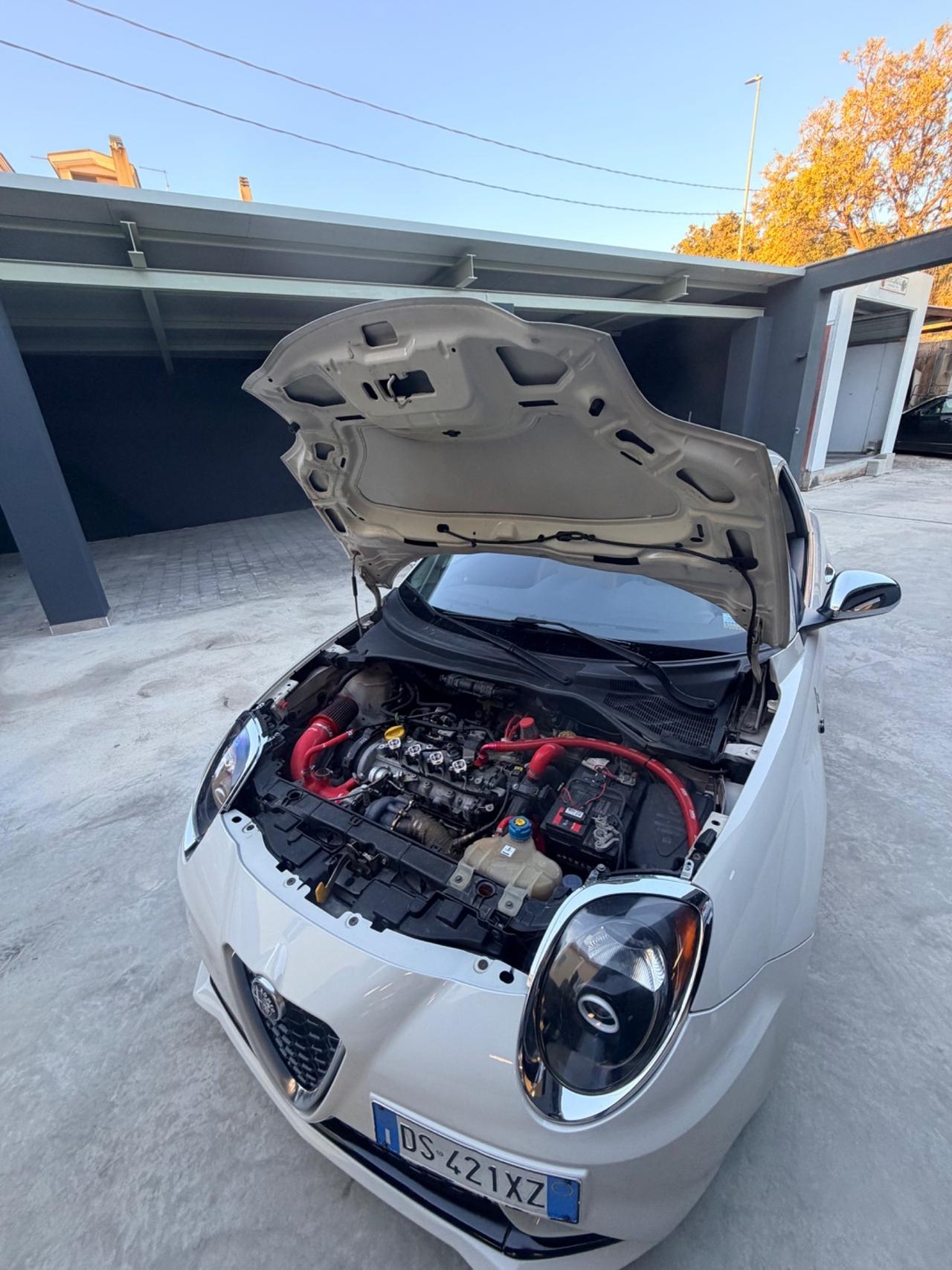 Alfa Romeo MiTo 1.4 T 155 CV Distinctive Premium Pack