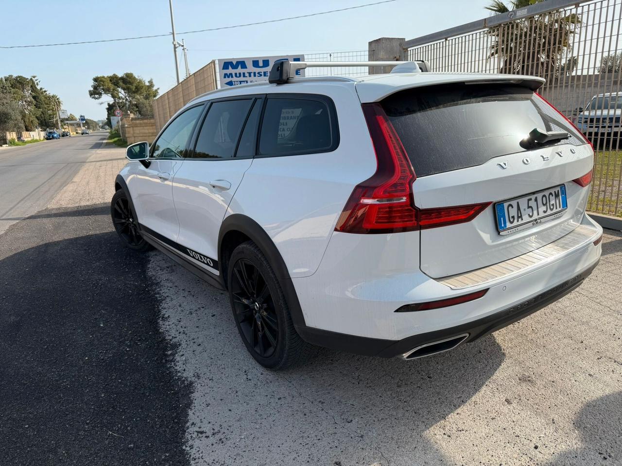 Volvo V60 Cross Country - 2.0 DIESEL - 2020