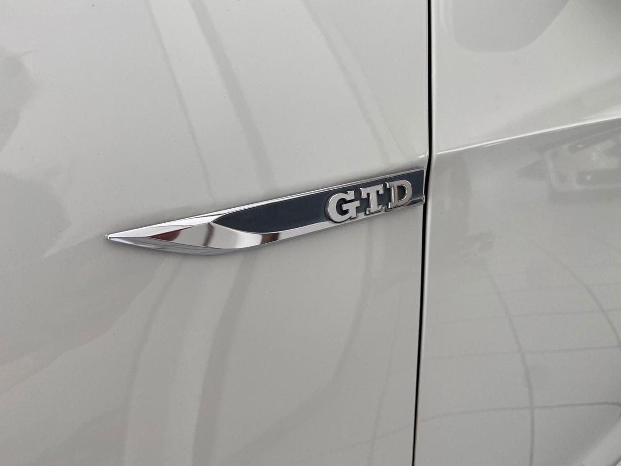 Volkswagen Golf 7 GTD 2.0 TDI 184CV