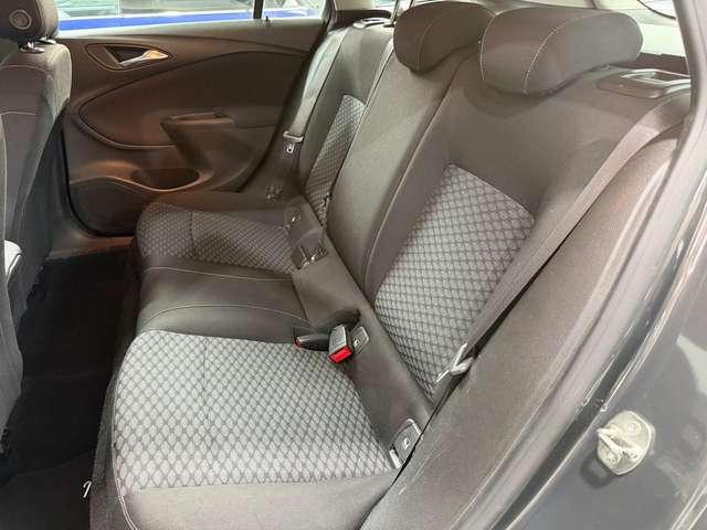 Opel Astra IVA ESPOSTA Neopatentati Cambio Automatico