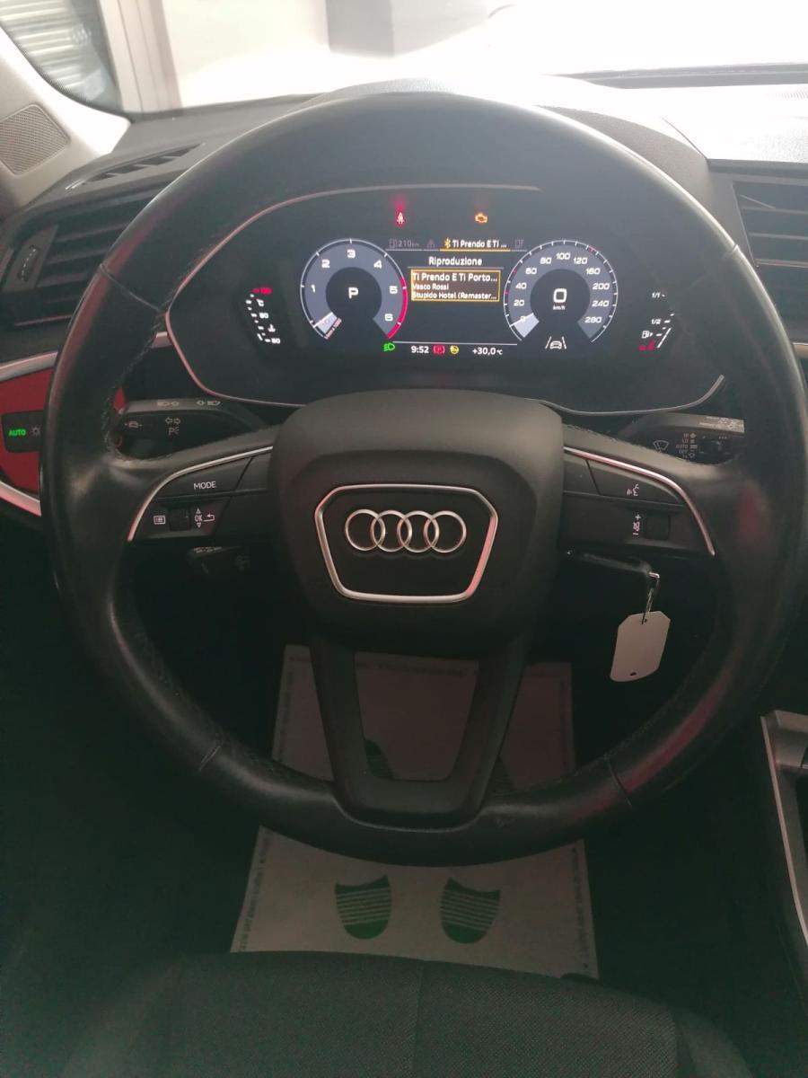 AUDI - Q3 - 2.0 TDI 150CV S tronic
