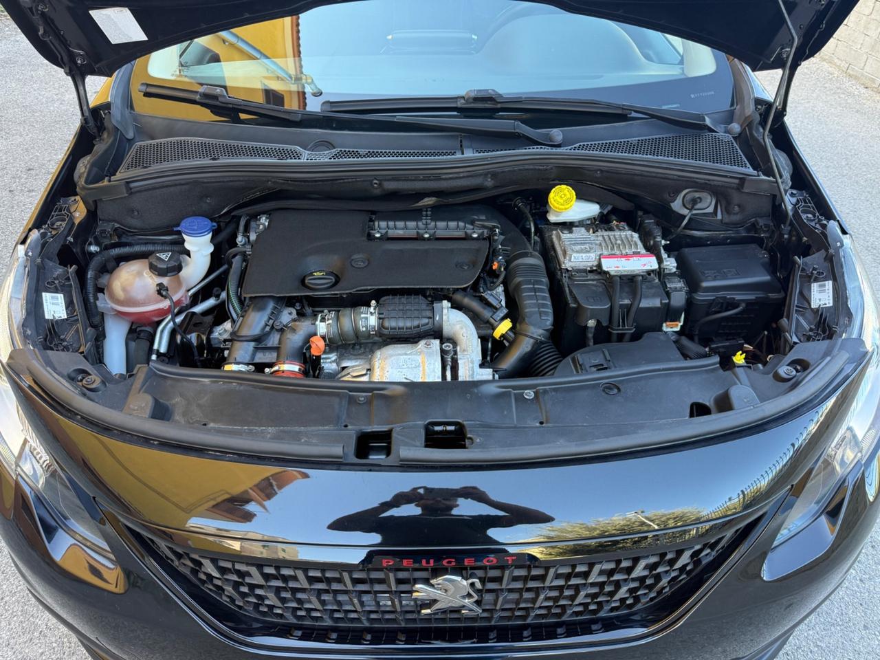 Peugeot 2008 BlueHDi 120 S&S GT Line