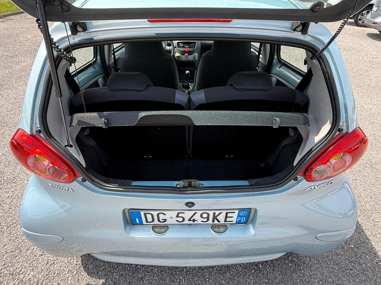 Toyota Aygo 1.0 12V VVT-i 5 porte Now
