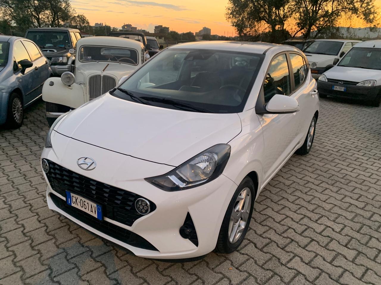 Hyundai i10 1.0 MPI Tech unipro