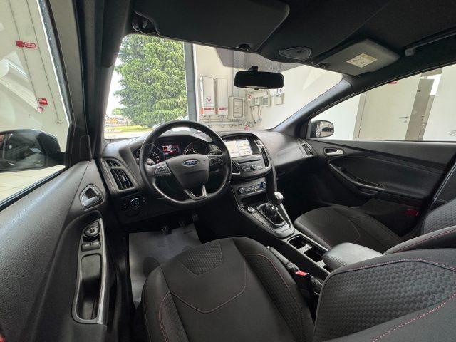 FORD Focus 1.0 EcoBoost 125 CV Start&Stop ST-LINE Titanium X