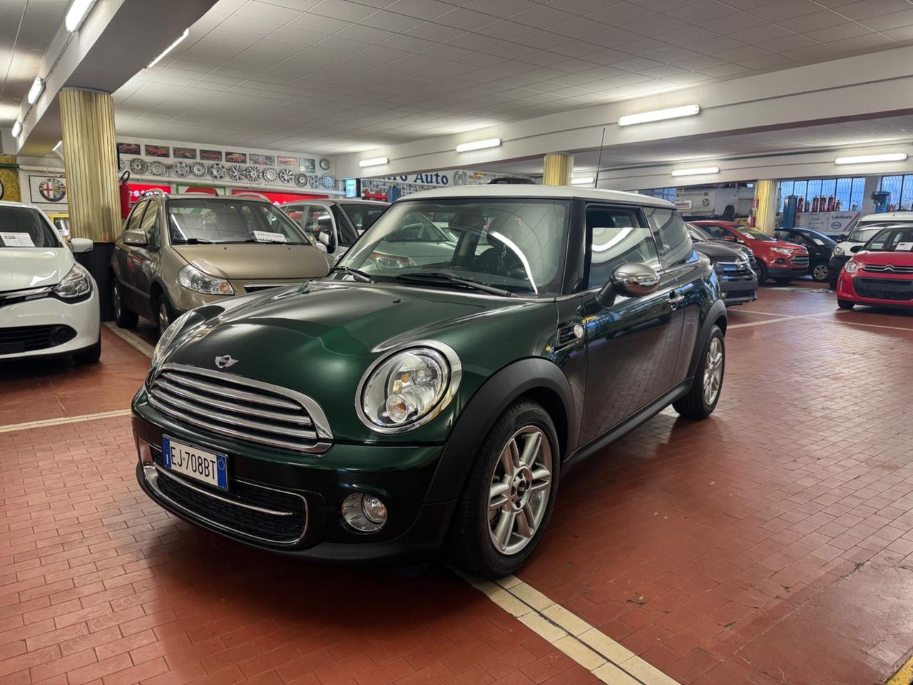Mini 2.0 16V Cooper D Automatica