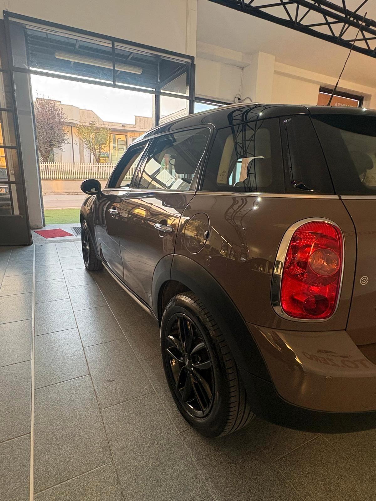 Mini Cooper D Countryman 2.0 Business ALL4 Automatica