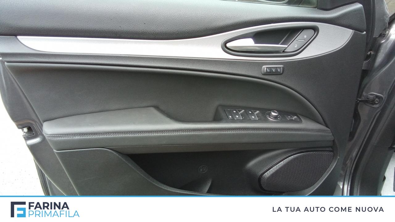 ALFA ROMEO Stelvio 2023 - Stelvio 2.2 t Veloce Q4 210cv auto
