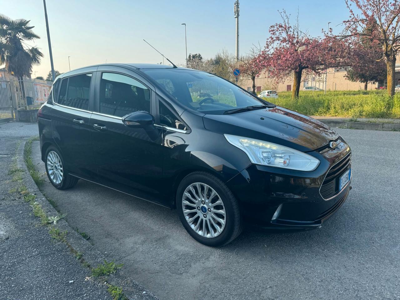 Ford B-Max 1.5 TDCi 75 CV Titanium