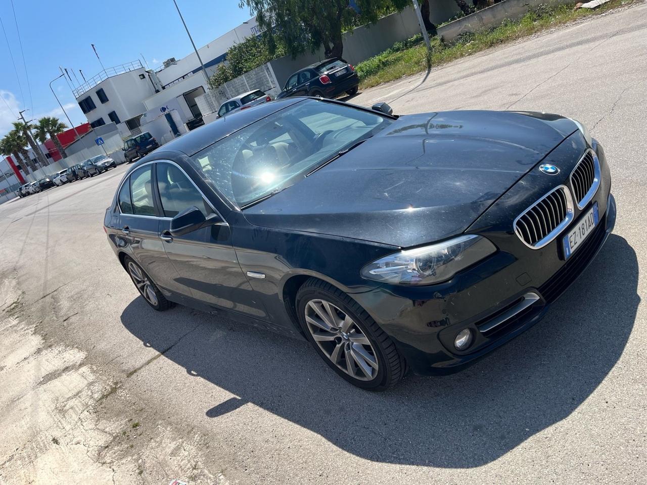 Bmw 520 520d xDrive LEGGI ANNUNCIO
