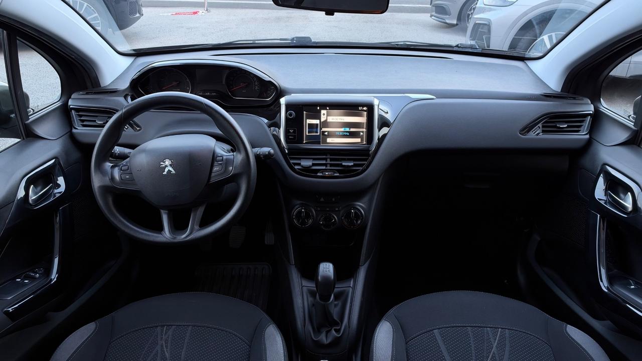 Peugeot 208 1.4 HDi 68 CV 5 porte Allure