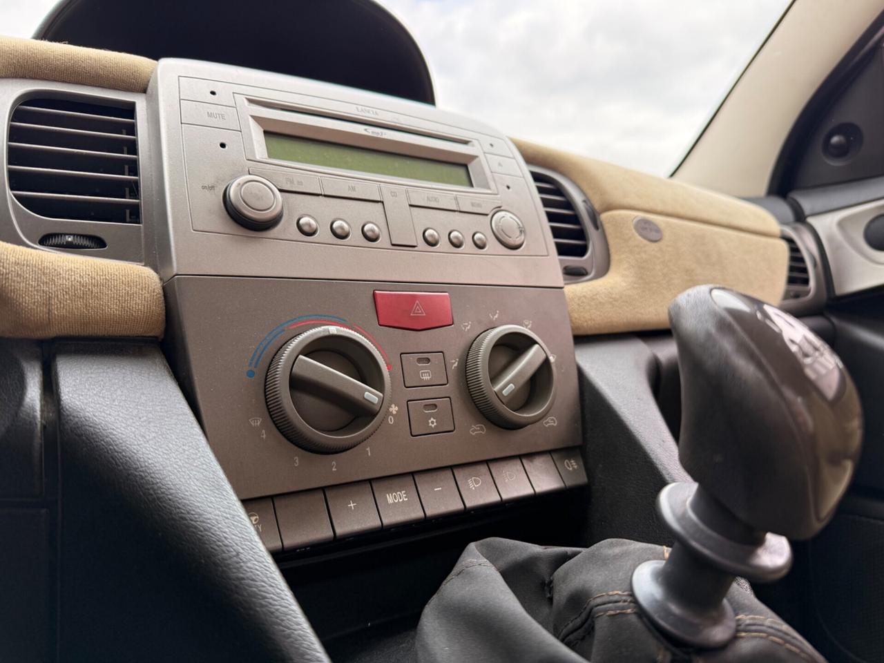 Lancia Ypsilon D’epoca 1.2benz soli 100milaKM