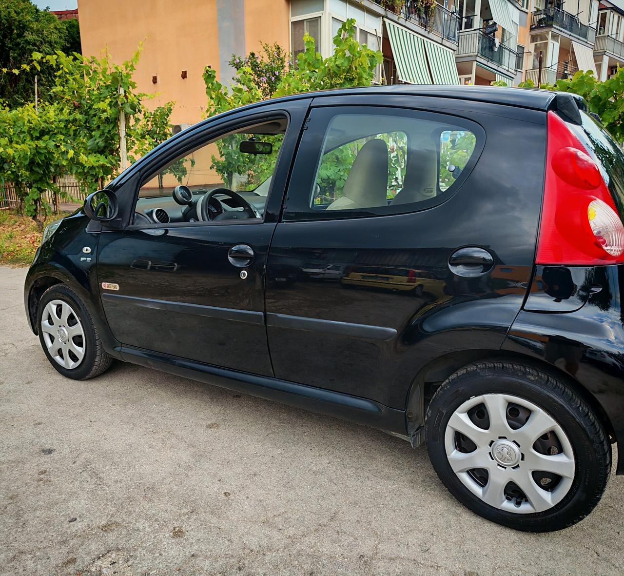 AUTOMATICA PEUGEOT 107 SWEET YEARS