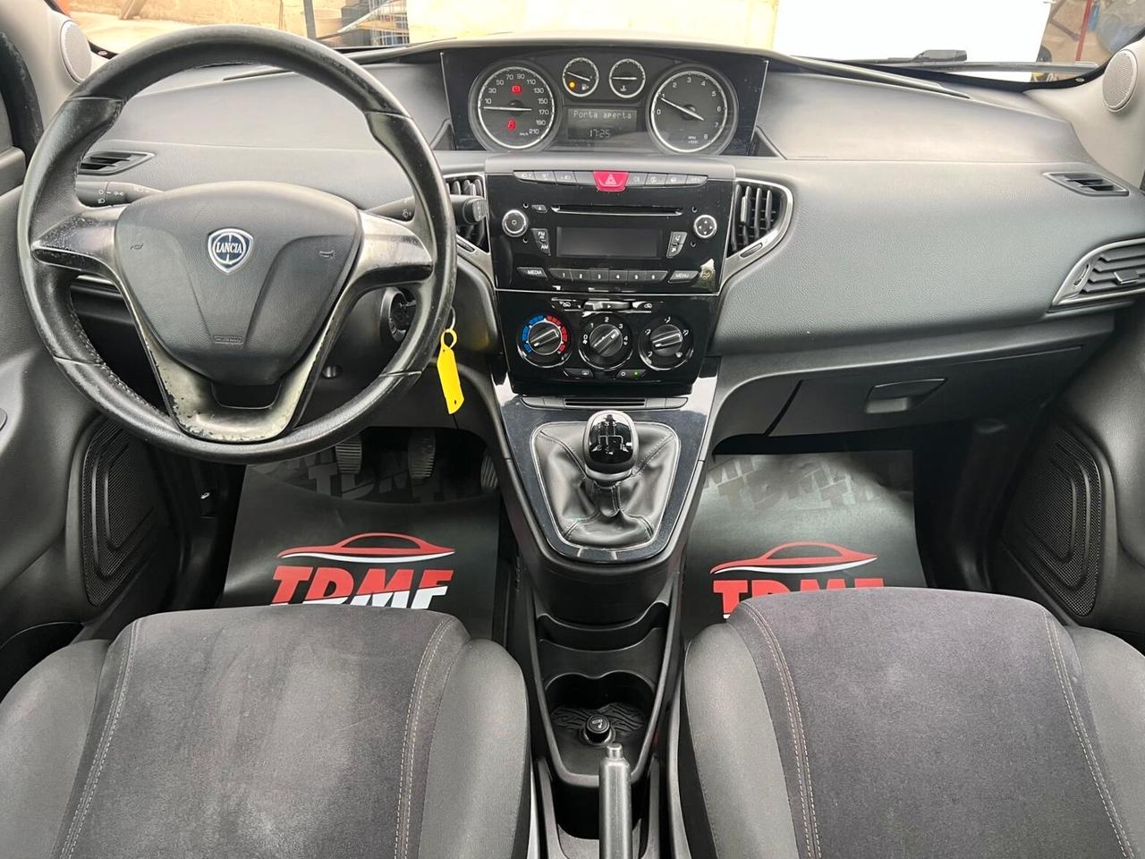 Lancia Ypsilon 1.2 5 porte