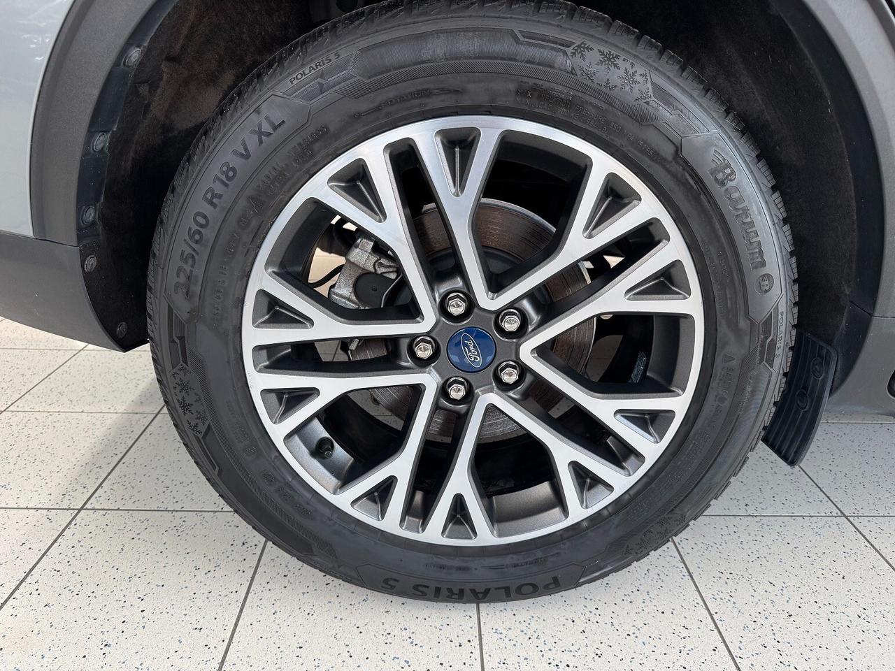 Kuga Plug In Hybrid Titanium SUPER BELLA!!!!