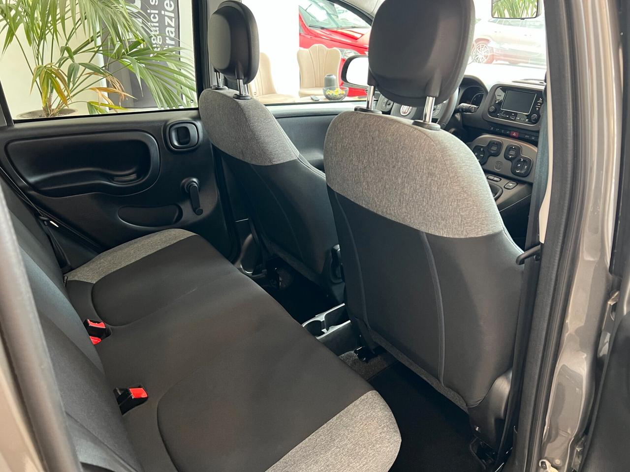 FIAT PANDA 1.0 70 CV HYBRID CITY LIFE €179/MESE