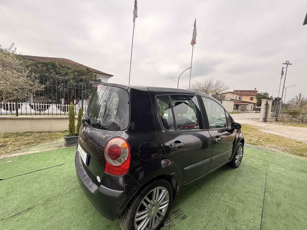 MODUS 1.5 DCI 65 CV