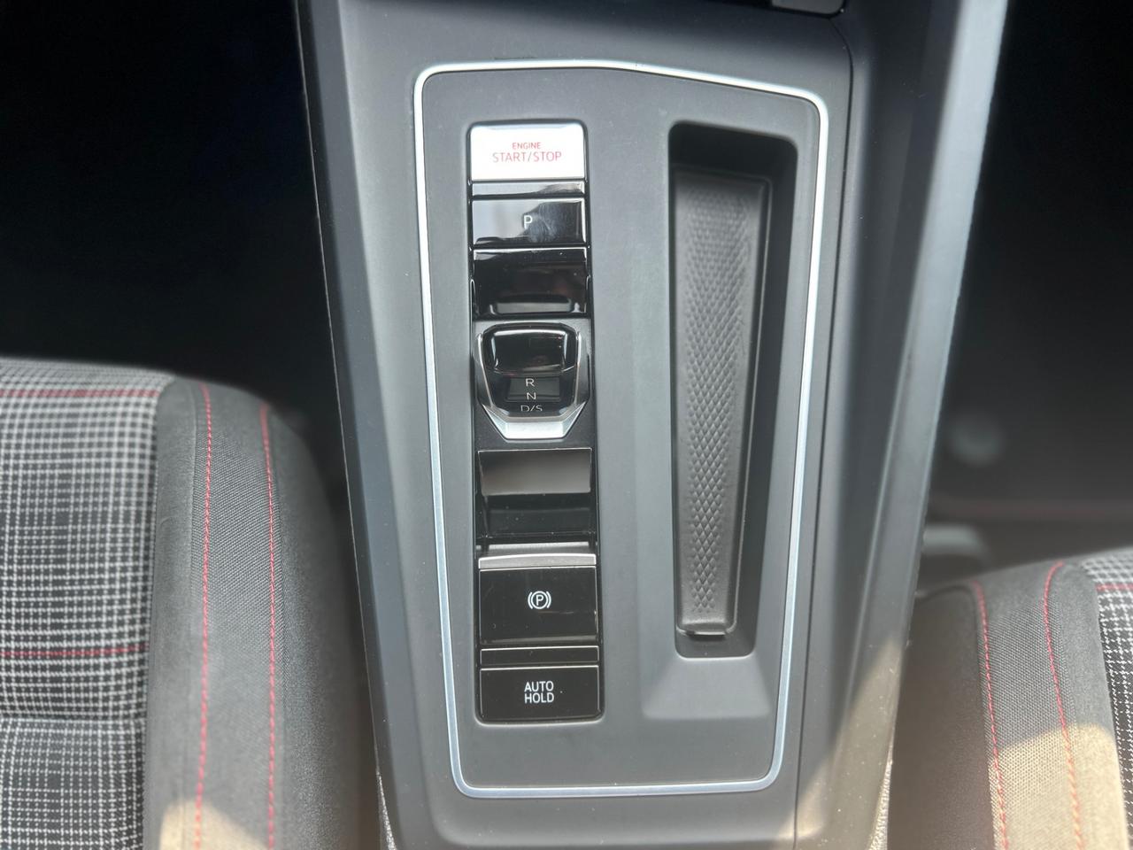 VOLKSWAGEN Golf 8 GTI