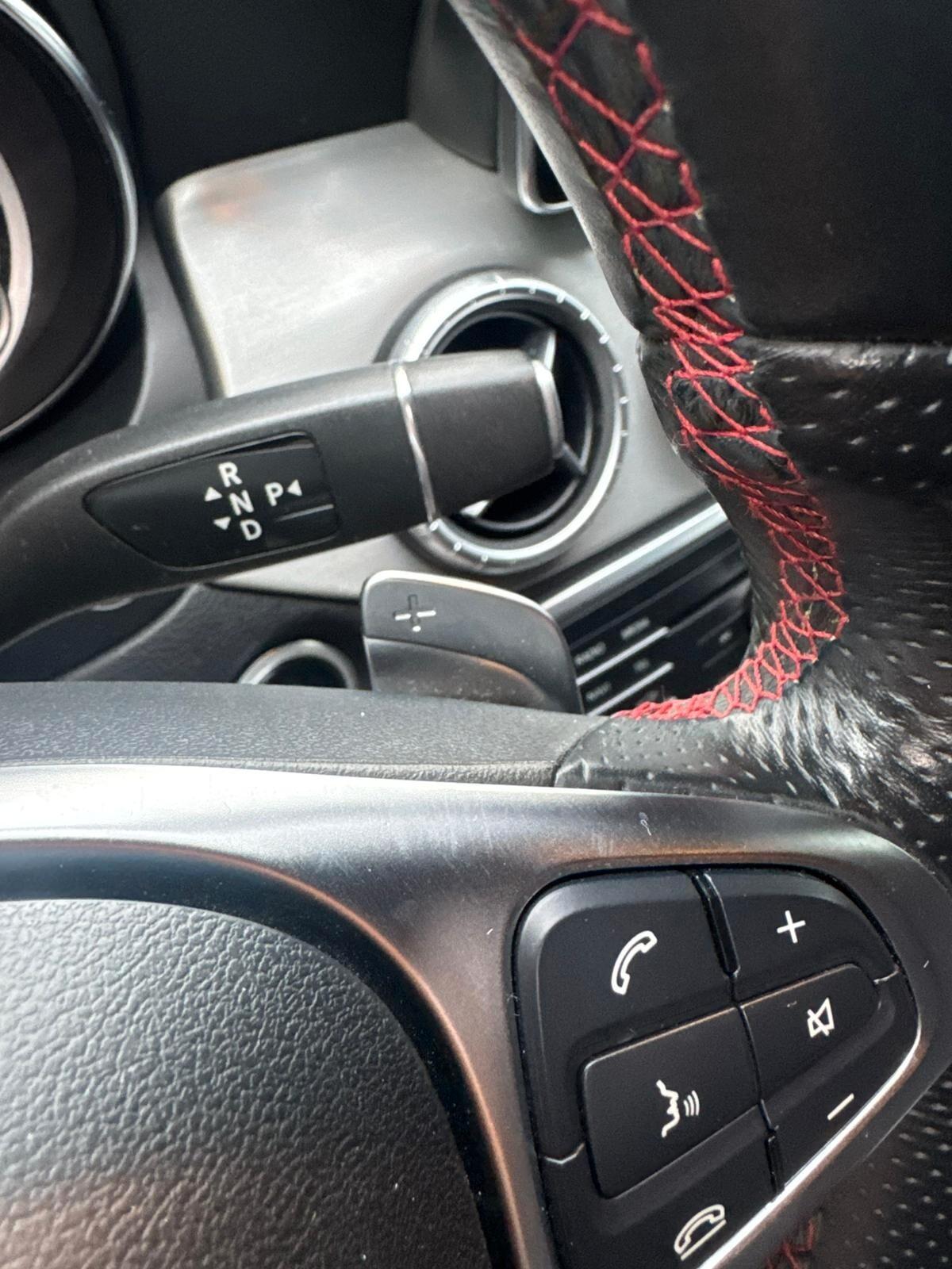 Mercedes-benz CLA 220 berlina d Automatic Premium amg Garanzia