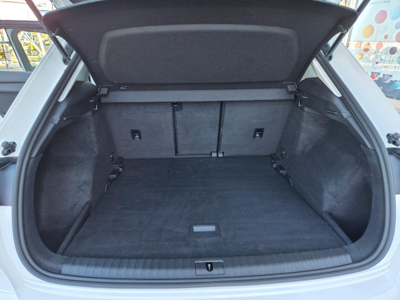 Audi Q3 2.0 TDI 150 CV * CAMBIO AUTOM.