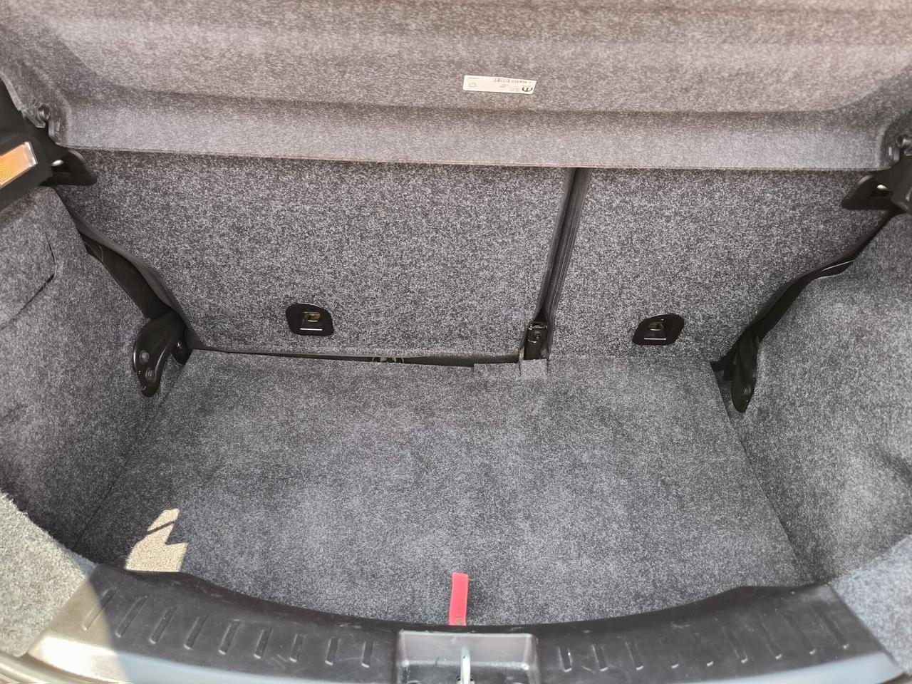 Lancia Ypsilon 1.0 FireFly 5 porte S&S Hybrid Ecochic Silver