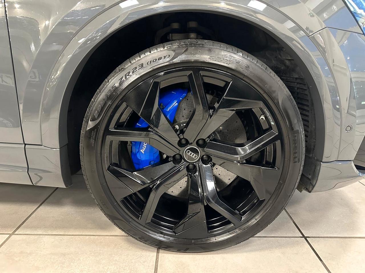 Audi RS Q8 TFSI V8 quattro tiptronic