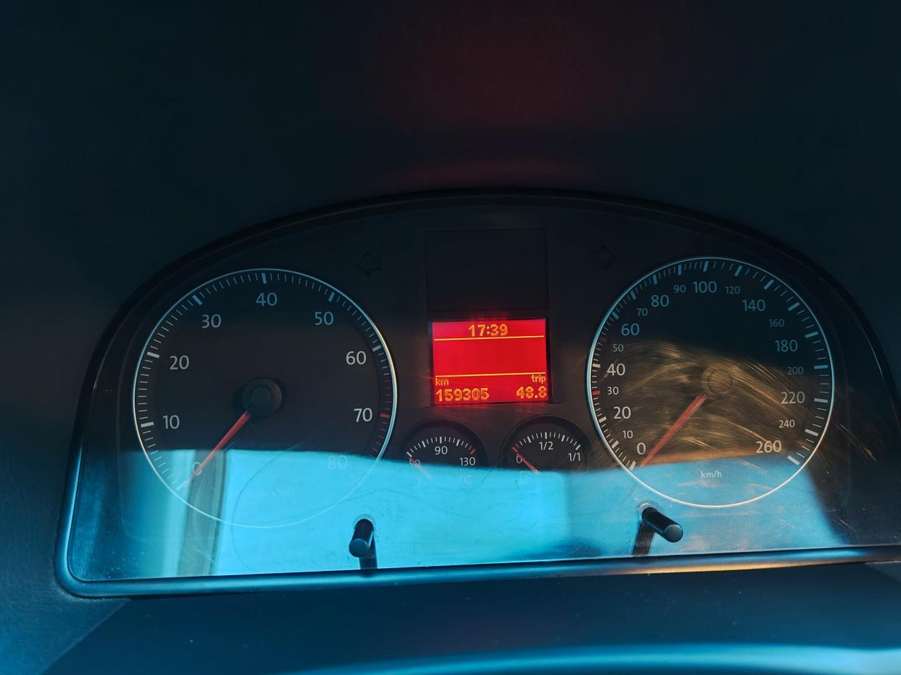 Volkswagen Touran 1.6 Conceptline