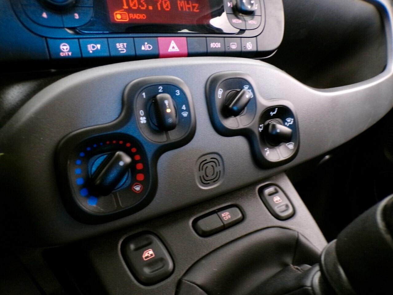Fiat Panda 1.2 City Cross prezzo reale