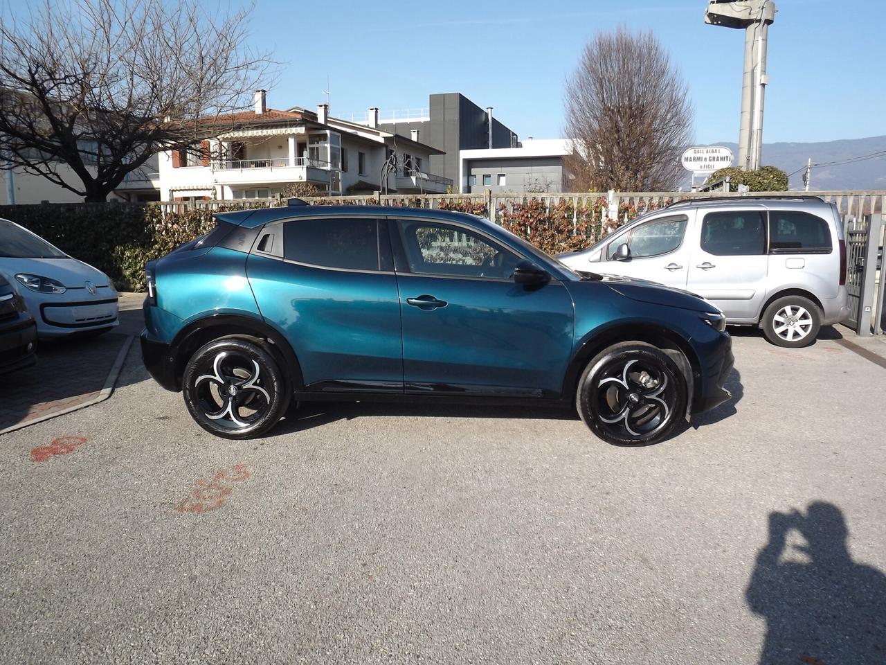 Alfa Romeo Junior 1.2 136 CV Hybrid eDCT6 Speciale