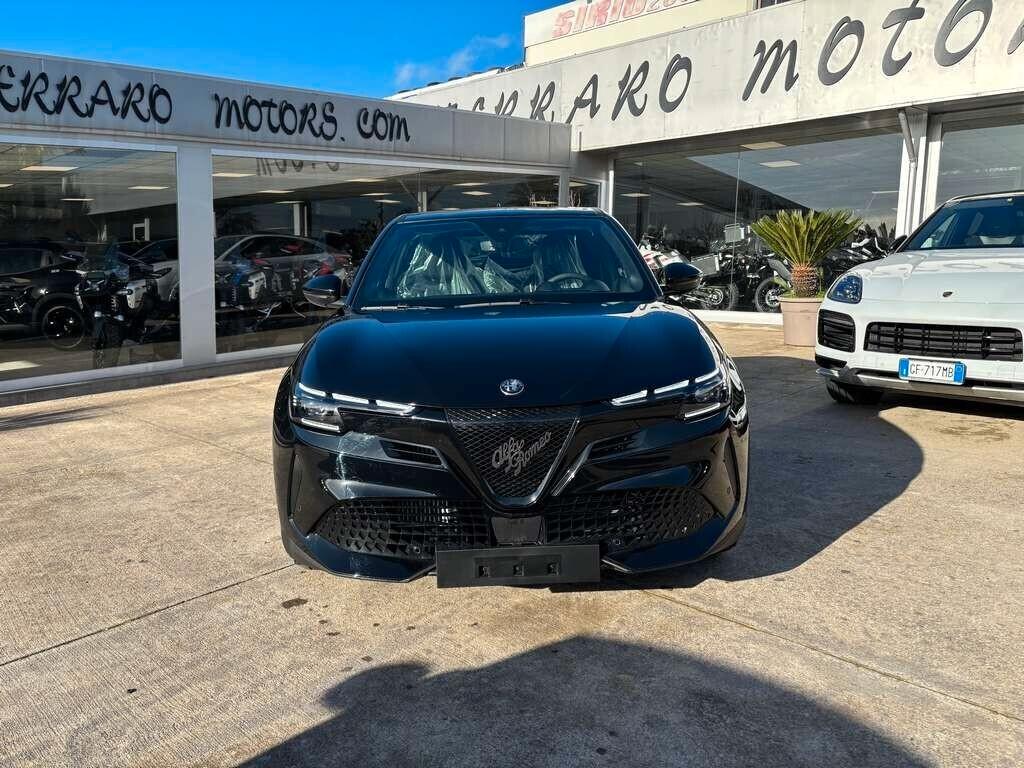 Alfa Romeo Junior 1.2 136 CV Hybrid 2026 KM 0 IVA ESPOSTA Tua a solo 249 Euro al mese