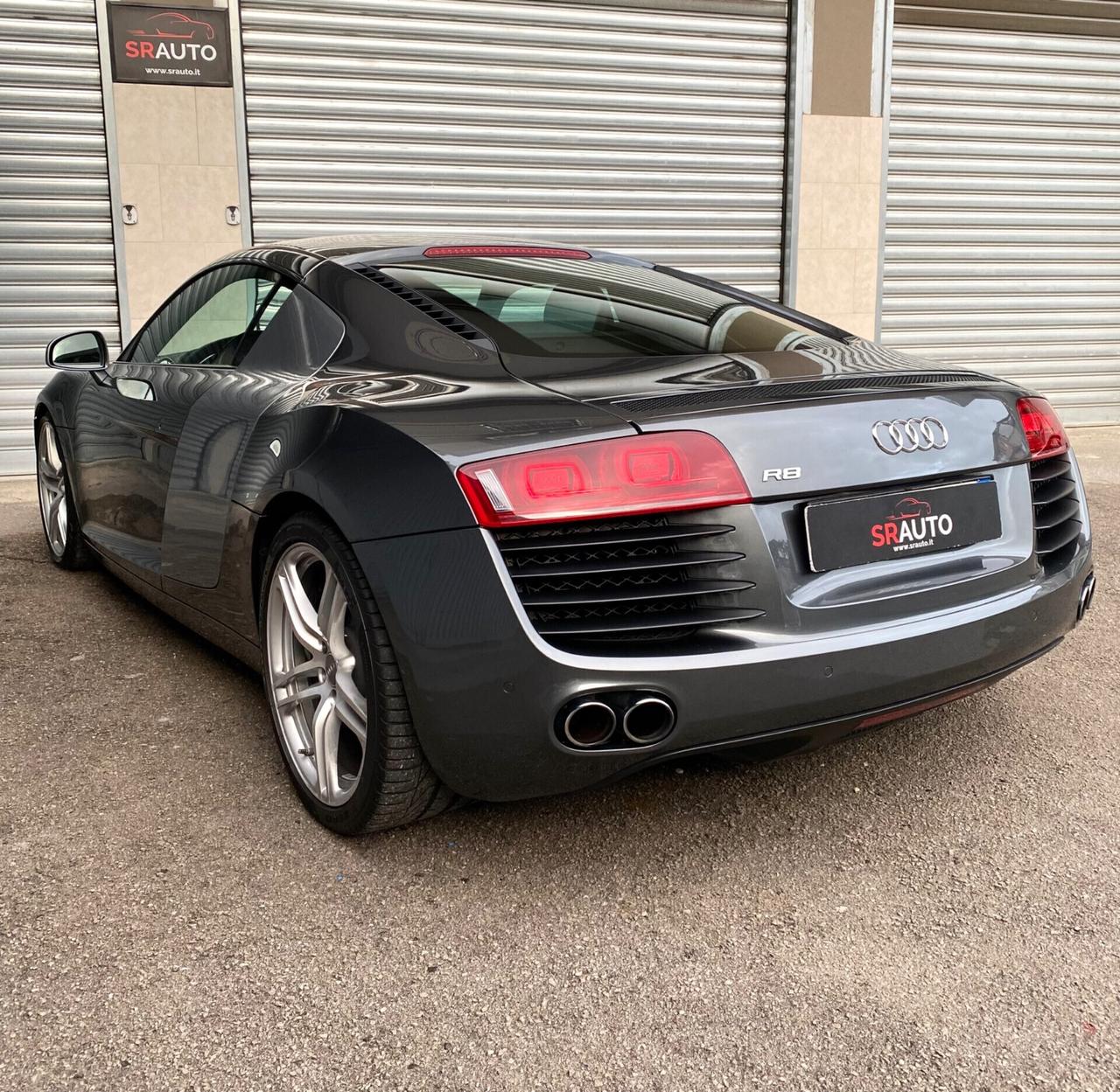 Audi R8 4.2 V8 FSI 420cv quattro R-tronic