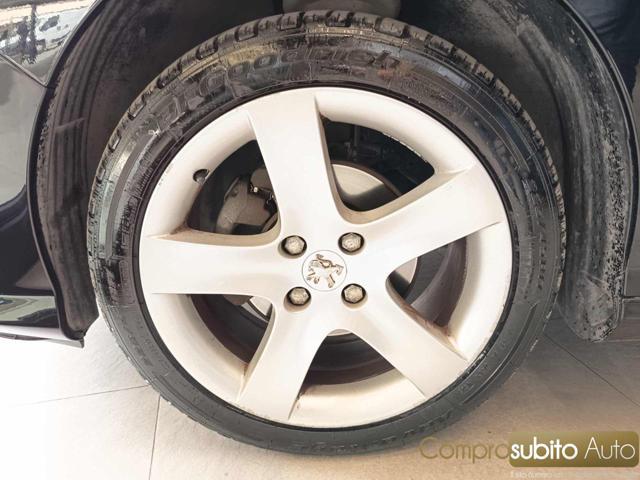 PEUGEOT 308 1.6 HDi 110CV 5p. Féline (6 Marce)