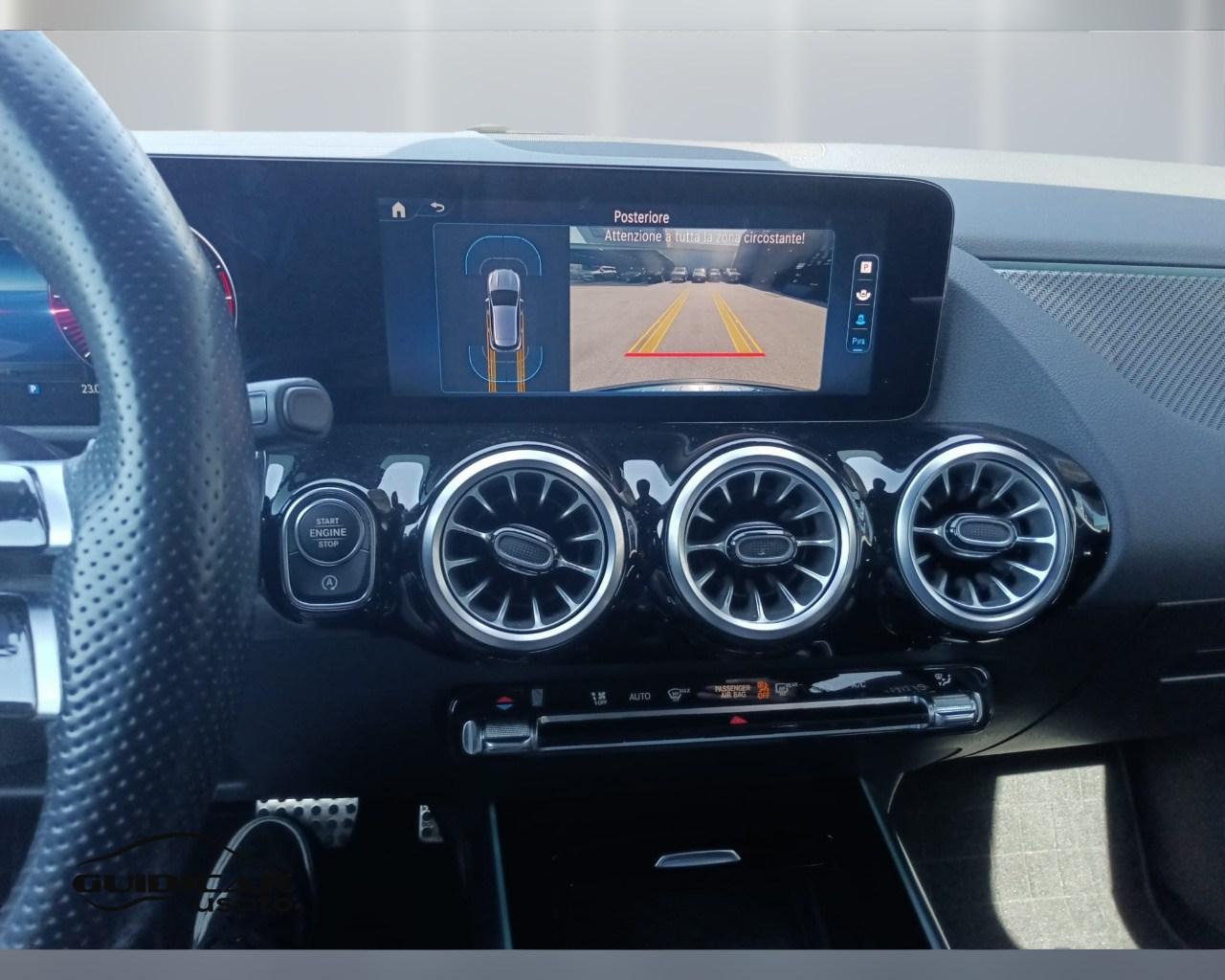 Mercedes-Benz GLA-H247 2023 - GLA 180 d AMG Line Advanced Plus auto